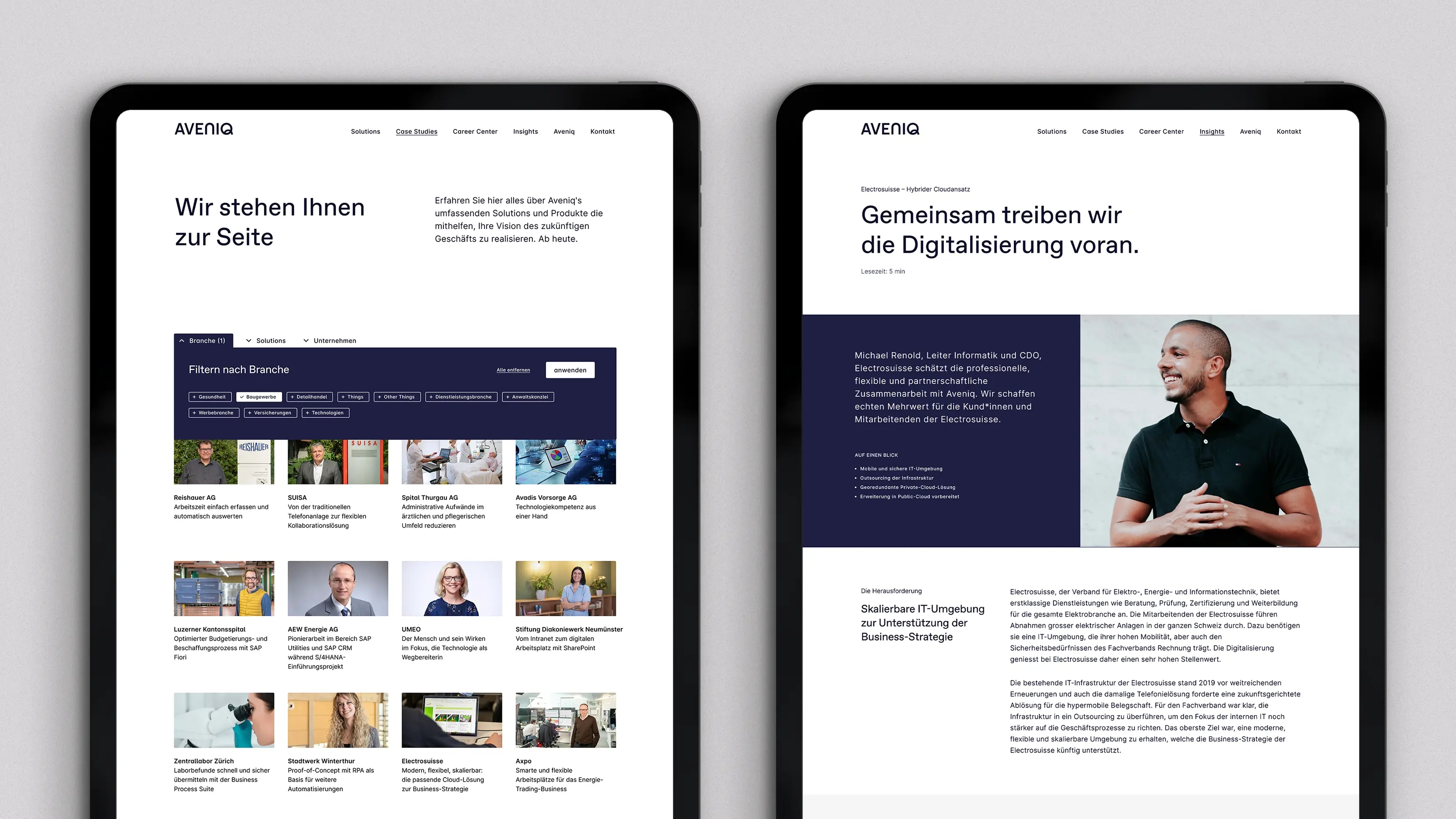 Das Bild zeigt zwei Tablets mit verschiedenen Benutzeroberflächen der Website von Aveniq.